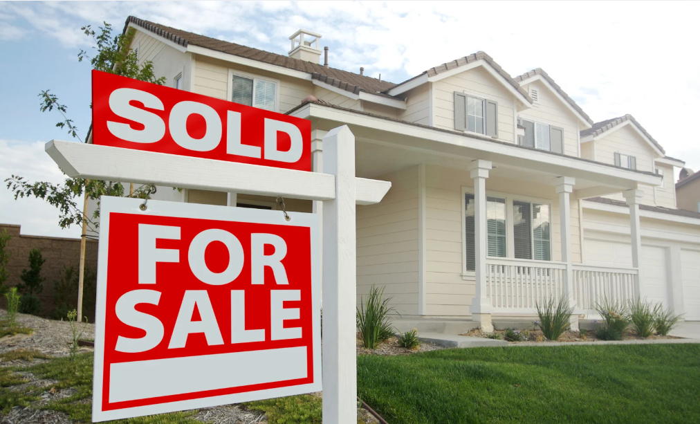 What You Need to Know About Selling Your Home in Summer